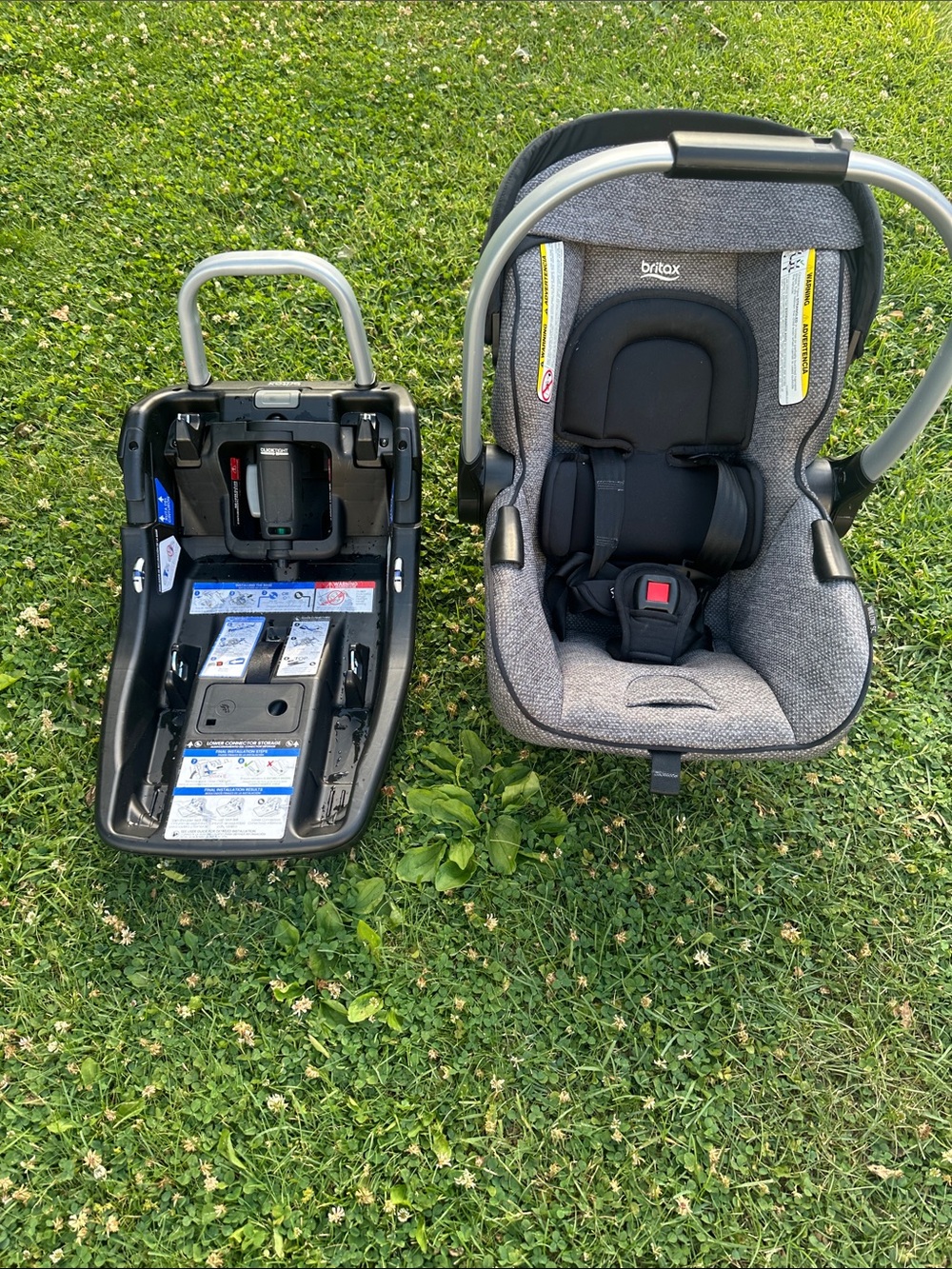 Britax Infant Car Seat with Base - Gray